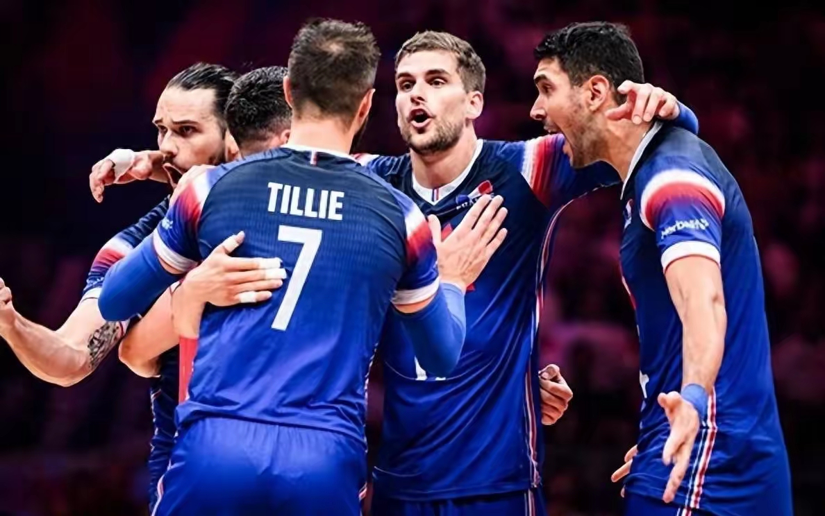 法甲今晚再迎强敌，斯图加特复出首秀，主帅态度——气氛紧张，球队文化再被提及的简单介绍欧博,